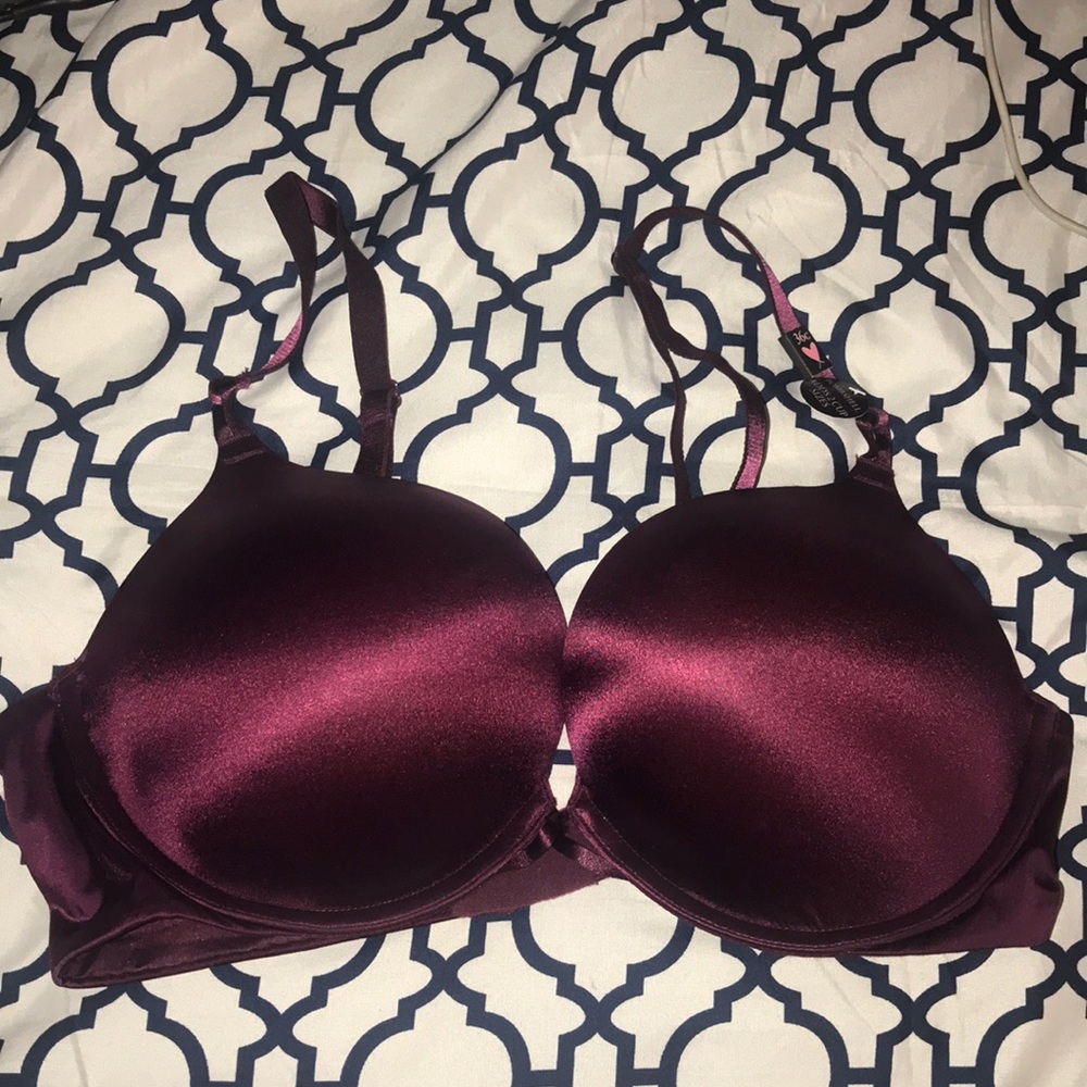 Victoria Secret Bombshell 2-Cups Push-Up Bra 36C